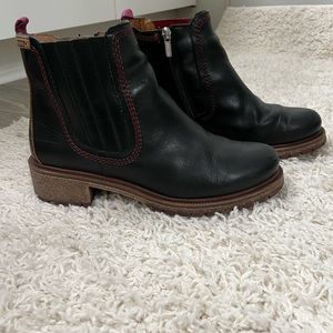 Pikolinos Black biker shirt boot size 9.